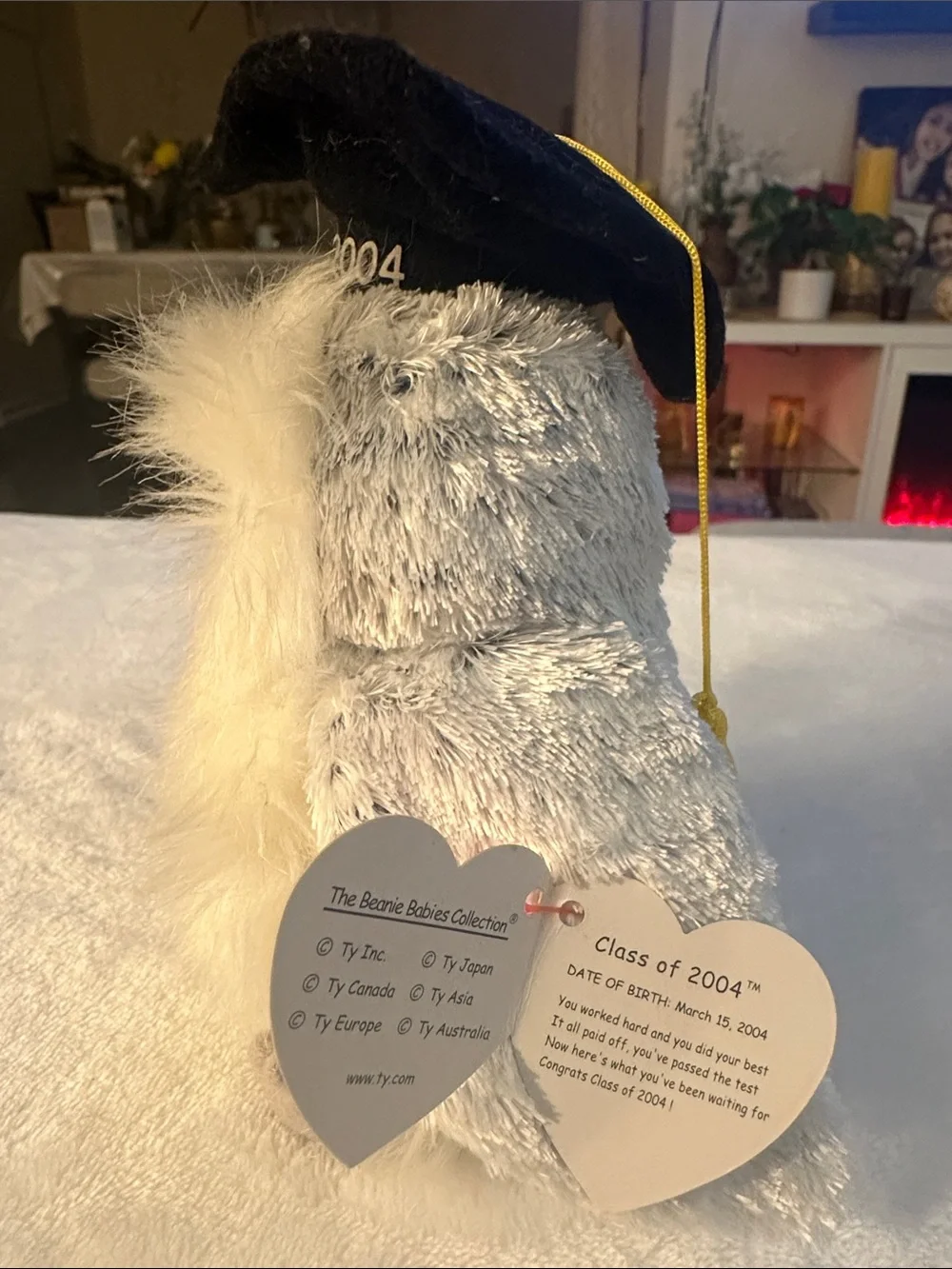 Ty White Plush Graduation Owl with Black Cap and Yellow Tassel beanie collection